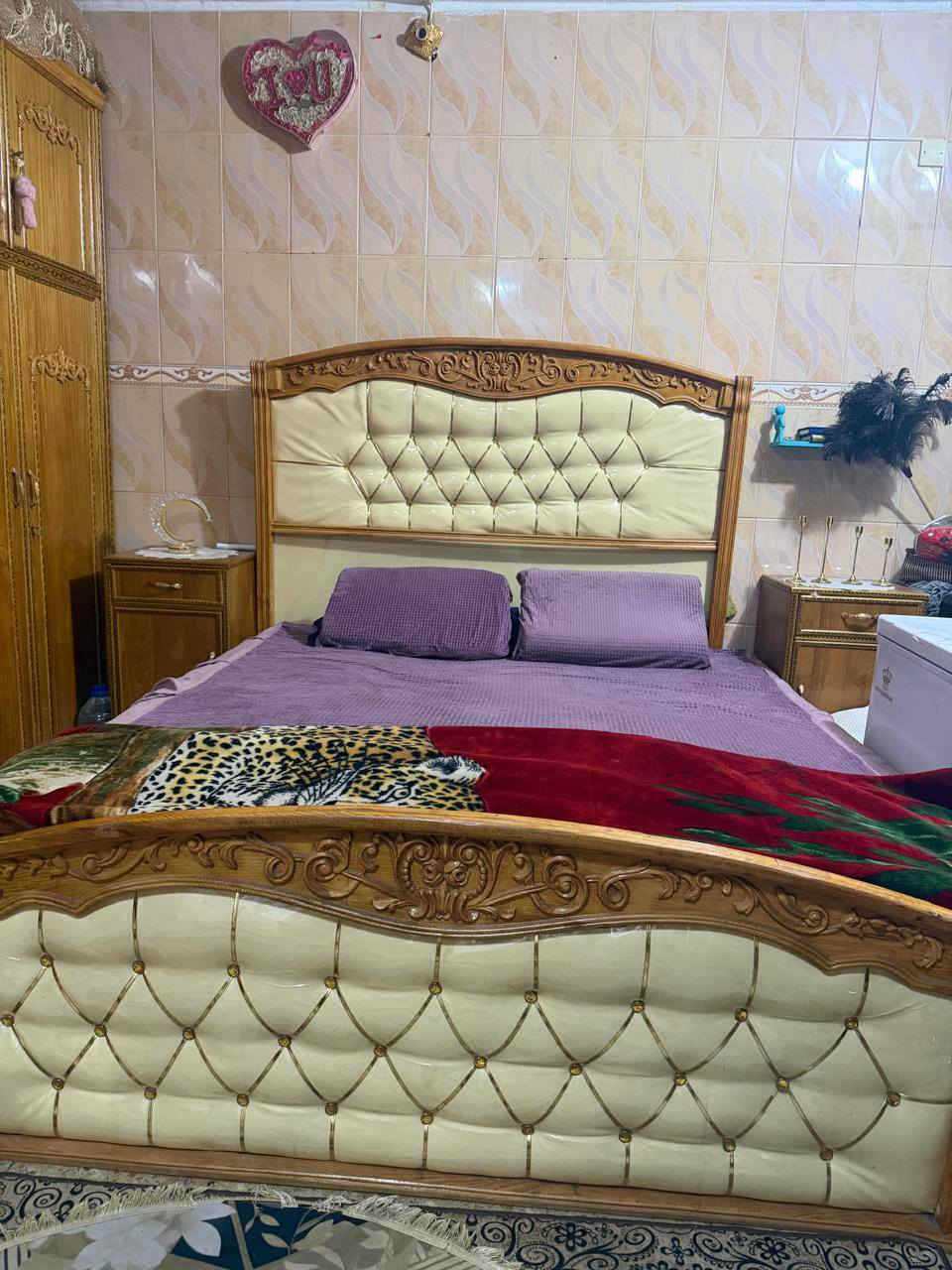 السلام عليكم السعر ٩٥٠ العنوان بغداد جميله الاستفسار ***********
