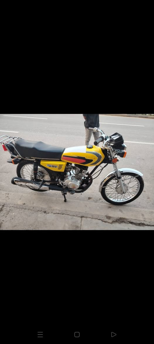 سلام عليكم تايكر سونك الاصلي مديل 24 اوراق كهربائيات كله شغال مناقصه شي السعر 550 وبيهه مجال بسيط مكاني سماوه*********** واتساب
