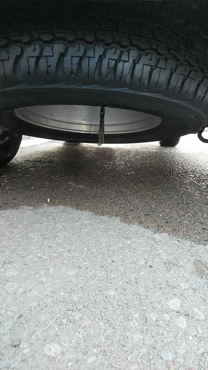 السلام عليكم  البيع مونيكة فول موصفات  سيارة مال جناي كفالة عامة بس صبغ دعامية ودوس كير الوكير اكسن محرك مفتوح  اب سم الكردي شرط مداور ساكن ميسان العمارة رقم مبايلي *********** سعر  ٢٣٥ وبية مجال قليل  سيارة جديدة كلش تخم تاير جديد هس شادهن
