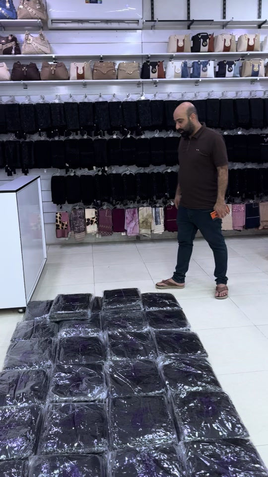 اللهم صل على محمد وال محمد 🤍 عروضنا مستمرة من مجمع ملك العروض 👑 من قسم الحجابات والشالات  حجاب جرجيت موديل ستراس اسود فقط حجم 120    ( السعر داخل الفيديو ) 🔥 هذآ العرض من مجمع ملك العروض 🤴 العنوان / النجف الأشرف شارع عسكري كبل مجاور أسواق السنبلة  يبدأ العرض يوم الأحد                          المصادف 6/14 2026 هام هام هام هام ‼️ ستكون عروضنا مستمرة في أوقات الدوام  ( من الساعة 9:00 🕘 صباحاً إلى 12:00 🕛 ظهرا )  ( ومن الساعة 4:30 🕟 عصراً إلى 10:30 🕥 ليلاً )#ملك_العروض_للعباية_الخليجية #حجاب #حجابات #شالات #fyp 


**إذا كنت صاحب هذا الإعلان وتريد حذفه لأي سبب، رجاءا أرسل رسالة إلى الدعم الفني**