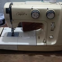 ماكينه للبيع ياباني سعر75/ 07881694949