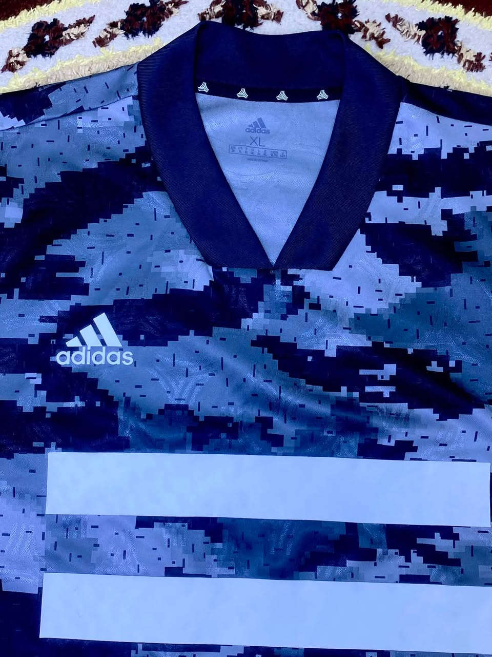 تشيرت اديداس
قياس XL يلبس XXL

قطعة اصلية اورجنال

خامة رياضي 

صناعة فيتنام

عرض الصدر 67


**إذا كنت صاحب هذا الإعلان وتريد حذفه لأي سبب، رجاءا أرسل رسالة إلى الدعم الفني**