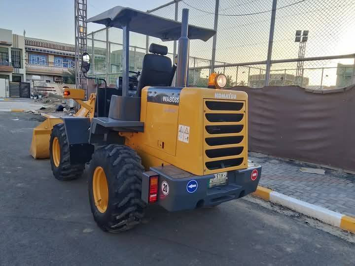 للبيع شفل كوماتسو حجم 80 مكفوله كفاله عامه رقم قادسيه
***********
***********
