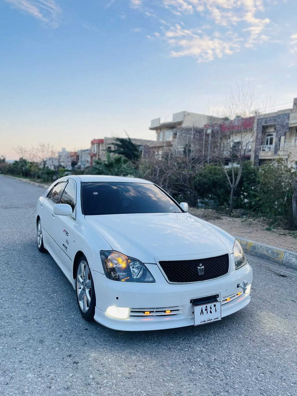 براوه يه ٢٠٠٥ مه كينه ١٨٠ بجوك به نزين زؤر كه م ده خوا كوشن كاربا پيش و دوا حاسه كاميرا شاشه ويل دينگه استيل نوي بريكي به ستراوه تبريد سا ردو گه رم به شه رته سوكاني وه ك ئاوه له حيه تؤمس ئاوينه كاربا جركه ي تيدا نييه به دواي جا لو شت مه گه ري دوكه ليشي نييه به شه رتي گيرو مه كينه و سه قفو كه ڤه ر ده عمو ليدراوي به شه رته سحري ٥٣ معامه له ***********
