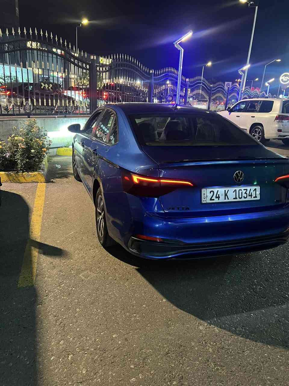 جيتا
موصفات s
موديل 22
حادثه بابين سكن 
خلفي كبس امامي كبس 
شاشه 10الوان 
سياره مصروف عليه صيانه كل بشركه 
سياره جاهز ربع ما تصرف عليه


**إذا كنت صاحب هذا الإعلان وتريد حذفه لأي سبب، رجاءا أرسل رسالة إلى الدعم الفني**