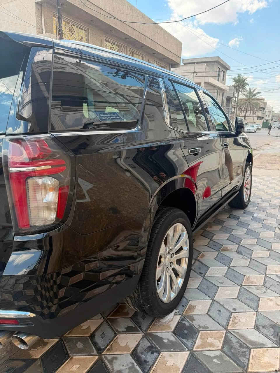 تاهو بريمير موديل 2022 خليجي وباسمي شخصيا فول مواصفات علامه سوده
• جكات 

• ⁠دوسات كهربائية 

• ⁠دشبول الكتروني بيجي

• ⁠داتاشو

• بانوراما

• ⁠ مقاعد جلد كهرباء

• مقاعد تدفئه تبريد

• حساسات امامي خلفي

• كشن السائق هزاز 

• كاميرات 360

• رادارات امامية و خلفية وجانبية 

• نقاط عمياء

• ⁠ تشغيل عن بعد 

• ثلاث شاشات ( 2 خلفيه في الكراسي ) 

• صندوق كهرباء 

• ⁠سويج بصمتين

• ⁠شاحن لاسلكي

• ثلاجه 

• علامه شوفرليت اسود مضيئه

• ⁠سستم سماعات BOSE

• ⁠اكزوز عدد ٤

السياره بيهه حالوب وبيهه قليل وسونار عندي 

وباقي مواصفات البريمير المعروفة وتفاصيل داخل الصور 

ماشيه 98الف كيلو متر والسعر  420$ وبيها مجال ***********
