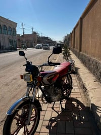 سيفان للبيع  بي أوراق كامل  محرك ما مفتوح  ٥٧٥ وبي مجال بسيط  رقم  صاح...