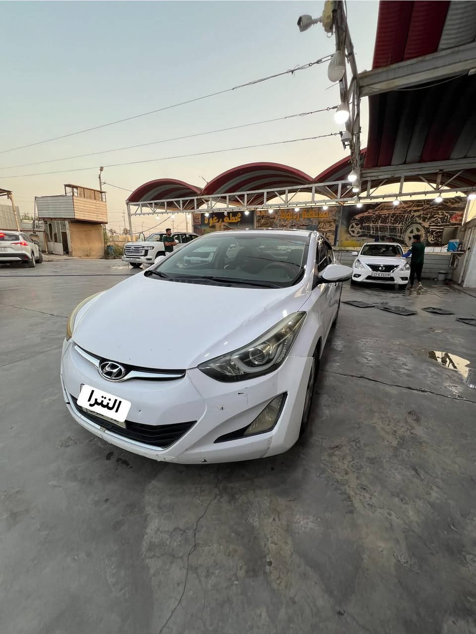 السلام عليكم النترا 2014 نضيفه فول عده البصمه
بيها نضام ايكو 

اشاير مري 

فتحه بالسقف

شفط مري

السعر 130وبيها مجال 

***********
