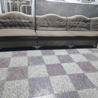 عندي ديوان للبيع ١٠ مقاعد يحتاجله غسل فقط مستعجلين على بيعته ب١٢٥ الف ...