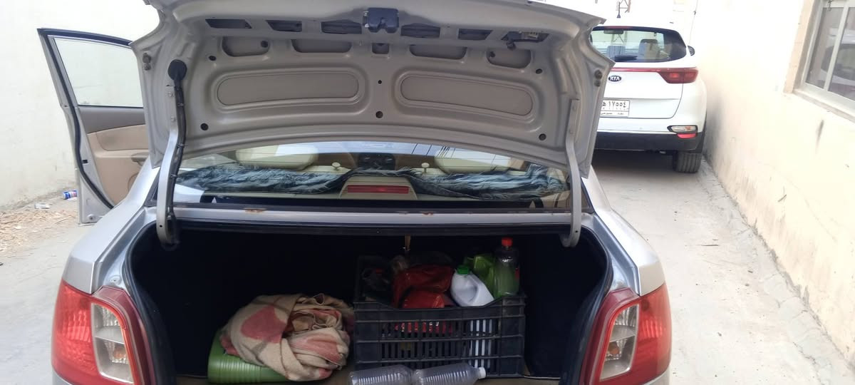 كيا ريو مقدس 2010مكينه 1600بدون صبغ بارد قليل بدون اي نقص بيع أو مراوس حسب القناعه السعر 90بغداد الكريعات موبايل ***********
