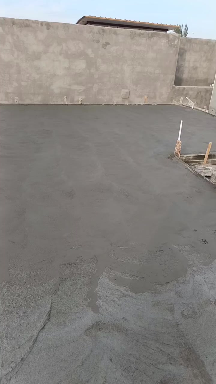 السلام عليكم مقاول بناء بيوت استلم منك أرض اسلمك مفتاح بمدة قصيرة المتر 325 ألف وكذالك تفليش وترميم وكل ما يخص البناء ' للاستفسار ***********
