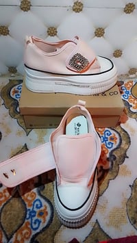 احذية نسائية • احذية رجالية • أسعار رخيصة