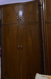 كنتور ابو 6 وابو 2 مع سرير نفرين وميز تواليت وكومدي الي يريد يتصل على ...