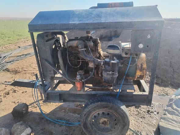 توليد  30  كف  

جاهزه محرك وجنيتر شرط العمل 

مكان جنوب غرب الموصل 

السعر 15 ورقة 

*********** للستفسار
