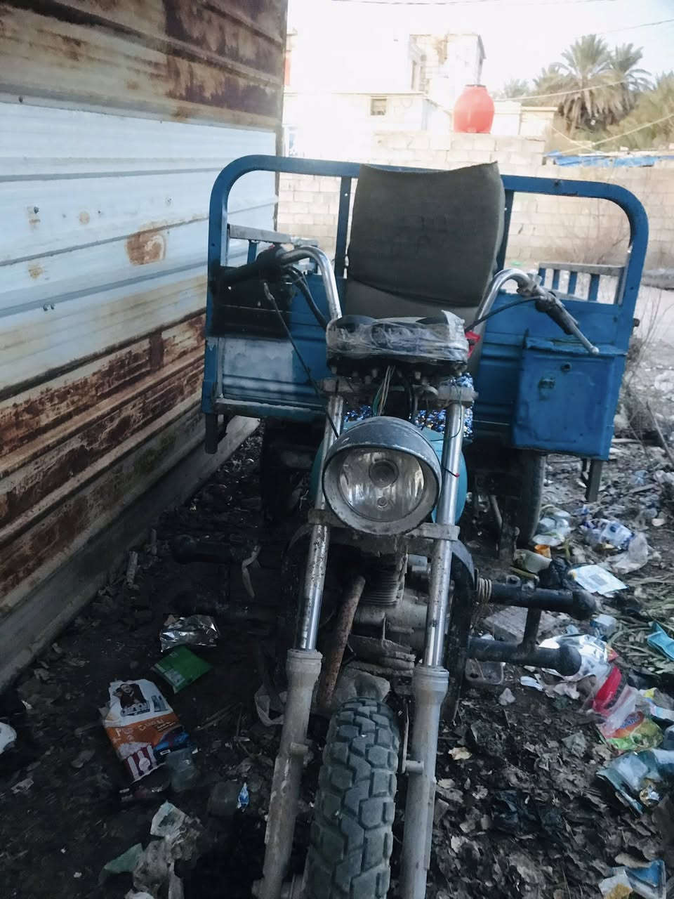 ستوته  ام تي ار موديل ٢٠١٣ اوراق كامله ٦ اوراق
عوزهه فقط كير بوكس وبيهه ركله بلتايرالخلفي 
وصفاحيتهه موجوده يمي
السعر ٤٥٠ وبيهه مجال 
واسط العزيزيه 
***********
