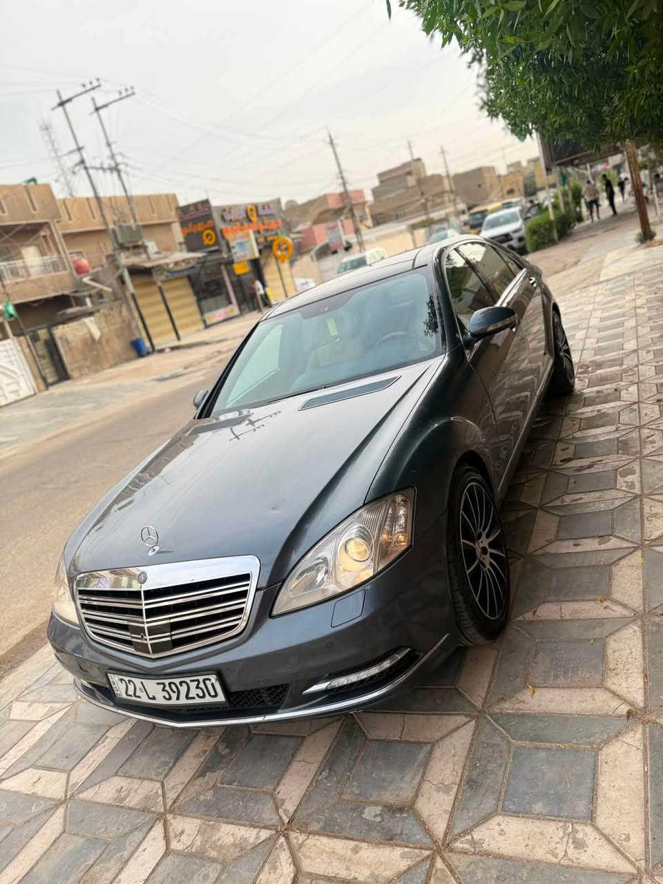 سلام عليكم
مراوس مراوس شعندك دزلي
مارسيدس 2009
السعر 175$
حجم 350
السياره جاهزه من كلشي جديده
ترايه يخبل 
بيه صبغ باب الصدر وباب السايق 
مكانه بغدادالجديده
*********** بغداد, العراق

