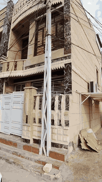 متوفر دار نظيف للايجار مساحة ٥٠م ركم طابقين  يحتوي على صالة مطبخ غرفتي...