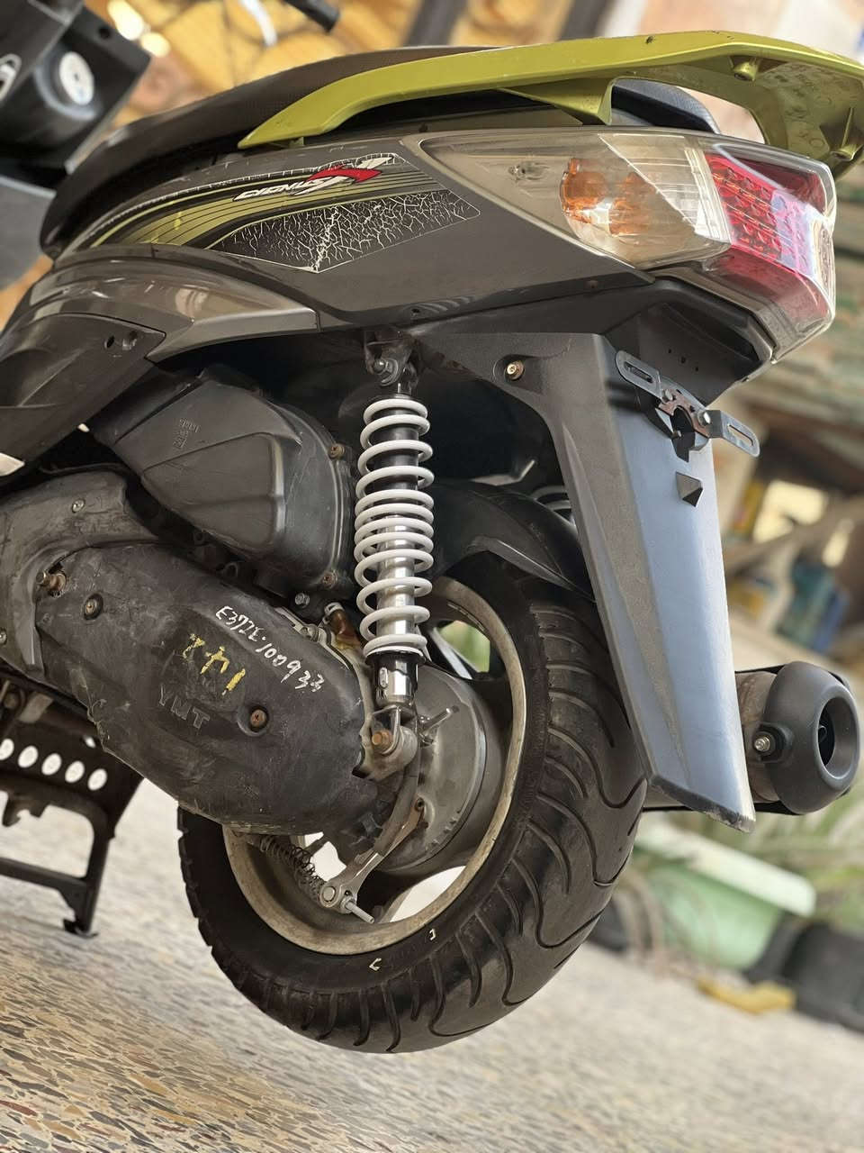 سلام عليكم دراجه سكنس فحل طلاعات حديث لدراجه مكفوله كفاله عامه كفرات نضافتهن 80/100 بيه قطرات فراك مال بريك لرقم *********** لسعر 800وبيه مجال خابر وتدلل 🙋‍♂️
