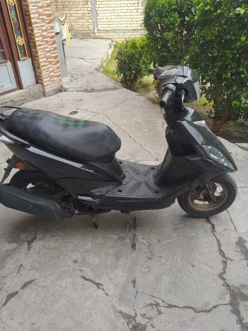 دراجه للبيع منزله رنبة قبل 15 يوم تواصل على هل رقم واتساب ***********
