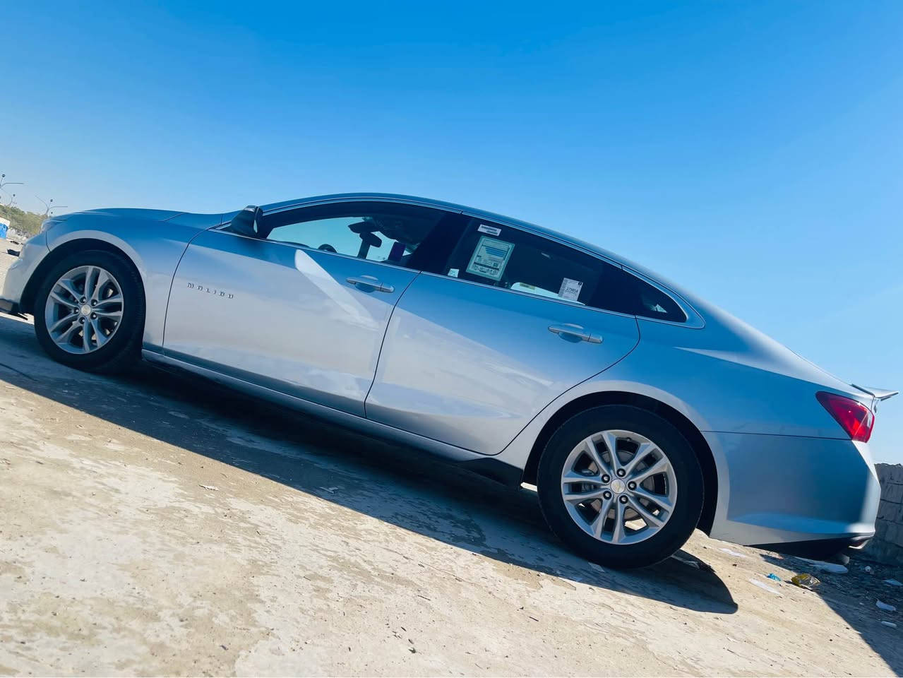 ماليبو كلين 2017 LT فقط صندوق بيها رصعه خفيفه 
*********** كركوك, العراق
