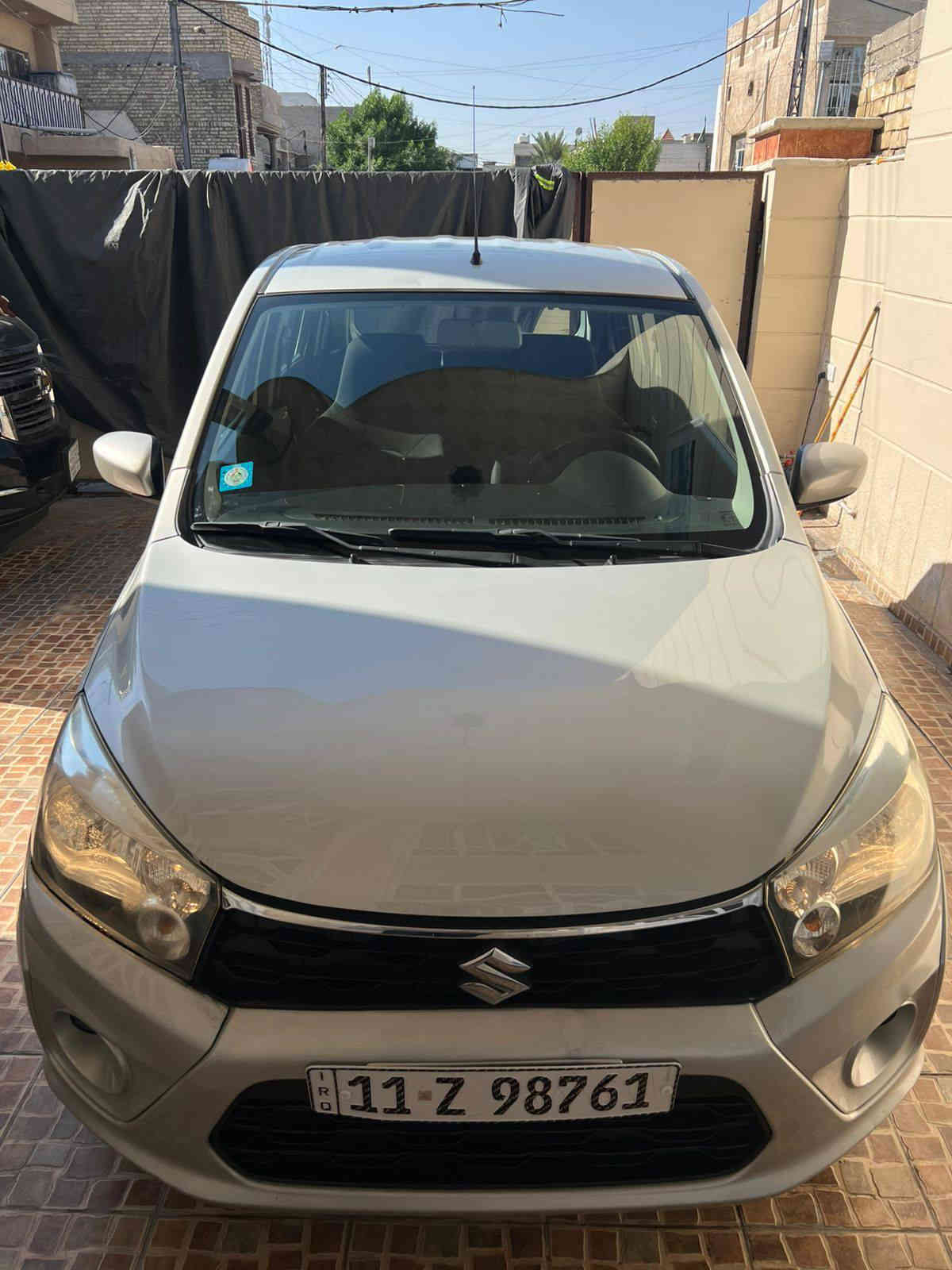 بسم الله الرحمن الرحيم..
‎السلام عليكم..
‎السعر ٧٩ ورقة بيها مجال جدا جدا بسيط  (٧٩٠٠)
‎١. سوزوكي سيليريو ٢٠١٩ خليجية بدون صبغ ( بيها بارد و تكحيل كارت بالدوسة + كم شخط بالدعاميات فقط) وسونار جديد موجود 
‎٢. ماشية ٢٧ الف كيلو فقط 
‎٣. مواصفات اعتيادية بالنسبة لفئتها ( ويل كب + كشن لونين + شاشة + مسجلها البلادي موجود + تحكمات + بلوتوث على اخره من مواصفاتها الاعتيادية) 
‎٤. محرك ٣ سيلندر تنفس طبيعي 
‎٥. رقم بغداد الدولي بأسمي وهزة جديدة  
‎٦. مكانها بغداد وللأستفسار اكثر ***********
