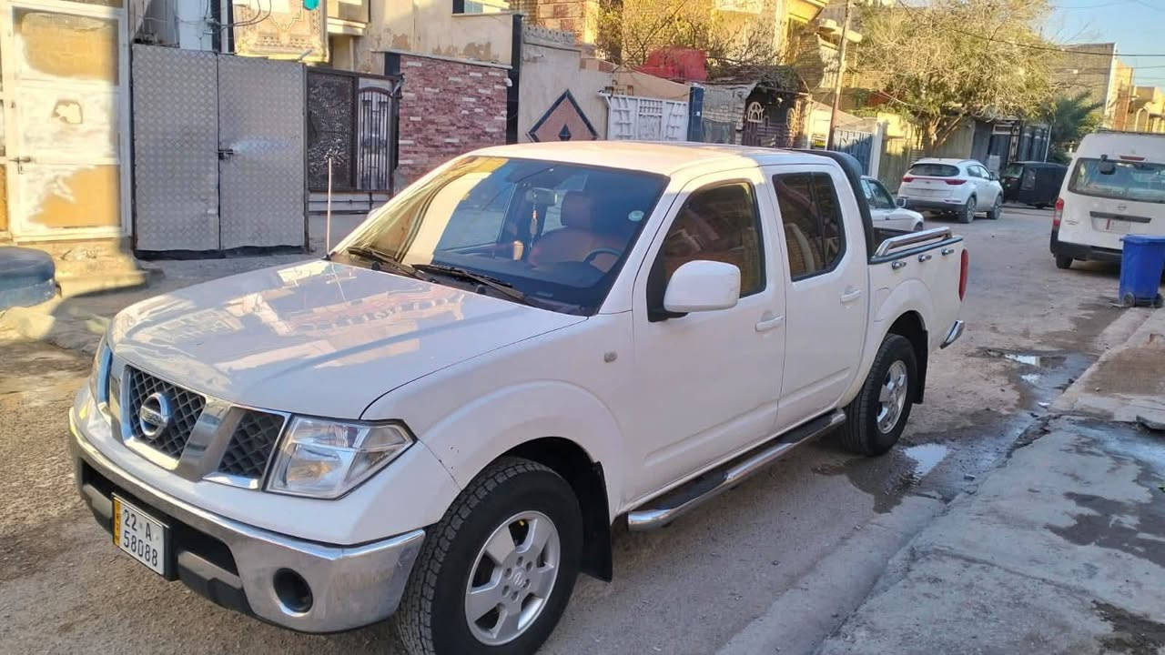 السلام عليكم
نيفارة 2008

شمالية سيارة بسمي 

سيارة

 مكفولة كفالة عامة

تخم تاير جديد حدادية جديدة 

مكينة و كير محور مال بيكم تيوتة 

سيارة خير من الله سيارة نضيفة خير من الله 

مكان سيارة بغداد حي اور 

‭ 0772 401 3956‬
