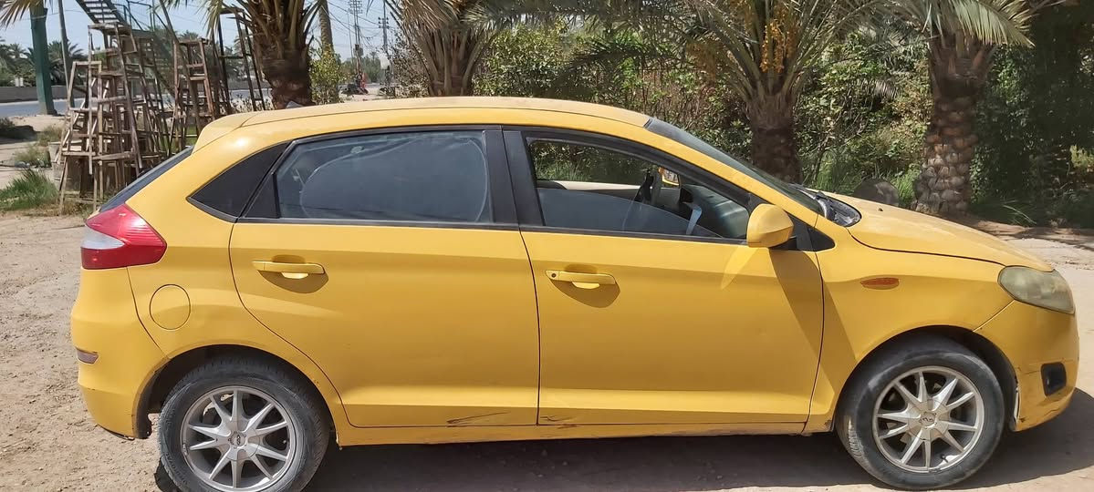 سلام عليكم شيري فلاوين موديل 13رقم نجف مكينته بيه تنقيص قليل سياره خير من الله تبريد شغال بيع او مراوس سعر 28او بيه مجال قليل مكاني نجف رقم الهاتف *********** بي واتساب
