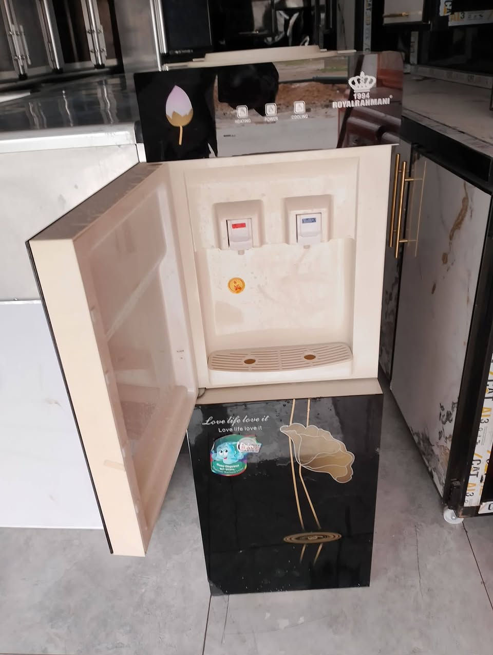 ((((((((((((((((((معررررض السليمانية))))))))))))))))))   للأثاث المستخدم والجديد _العنوان _تكريت الديوم شارع المستوصف مقابل الملعب معرض السليمانية للحجز والاستفسار تواصل ع الرقم 
*********** أتصال أو واتساب سعد الامير👌👌👌
