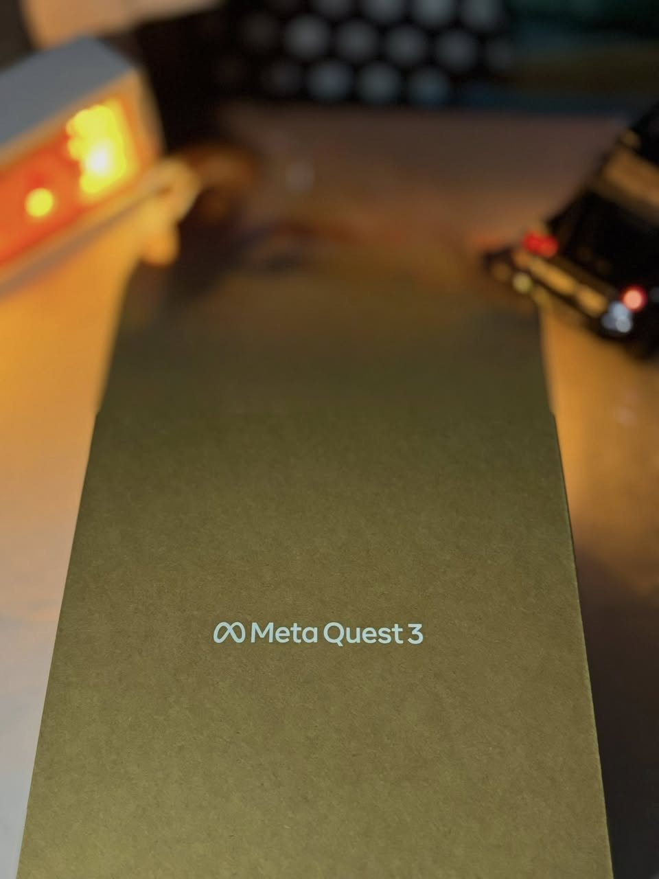 ميتا كويست 3 ذاكرة 512 النظاره نظيفه
نظافتها 95 
بدون شاحنه 
الدقة 4k العاب واقع افتراضي الvr 
ومتوفر بيها العاب ويصير بيها برامج 
وحته محاكي اكدر انصب عليه مال بلي 1

السعر 585

متوفر توصيل

***********
