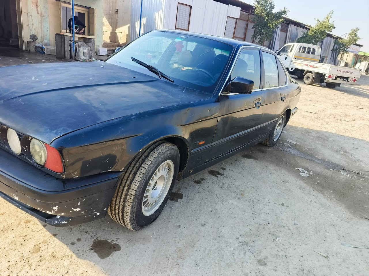 بي ام حجم 525
كير عادي 
سيارة أحلى من الصور 
حائز ثالث شرط التحويل
السعر 20 ويرحم والديكم الموشراي لايتصل 
بيع مستعجل
مكان: صلاح الدين 
للاتصال:***********
