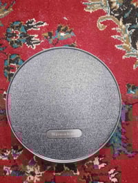 سبيكر7w يأخذ usbوبلوتوث وFm للاستفسار الاتصال على الرقم التالي 0770773...