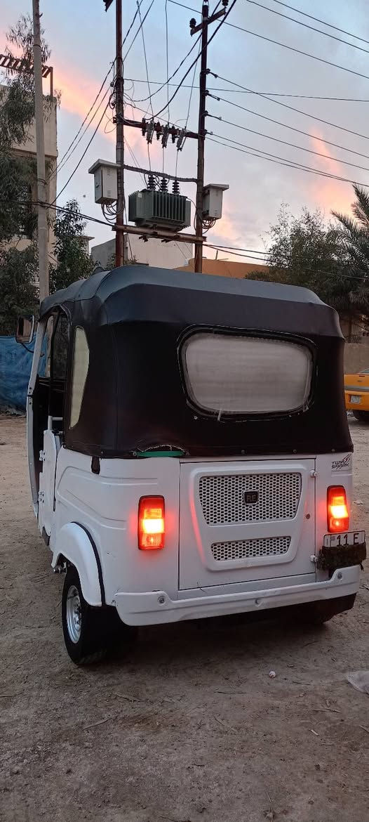 سلام عليكم شباب تكتك موديل 22شهر12 تكتك كفاله عامه كشر ومكينه لوحه وسنويه انكليزي المكان ديالئ بعقوبه مدخل الرحمه متواجد رقم فقط
***********
***********
