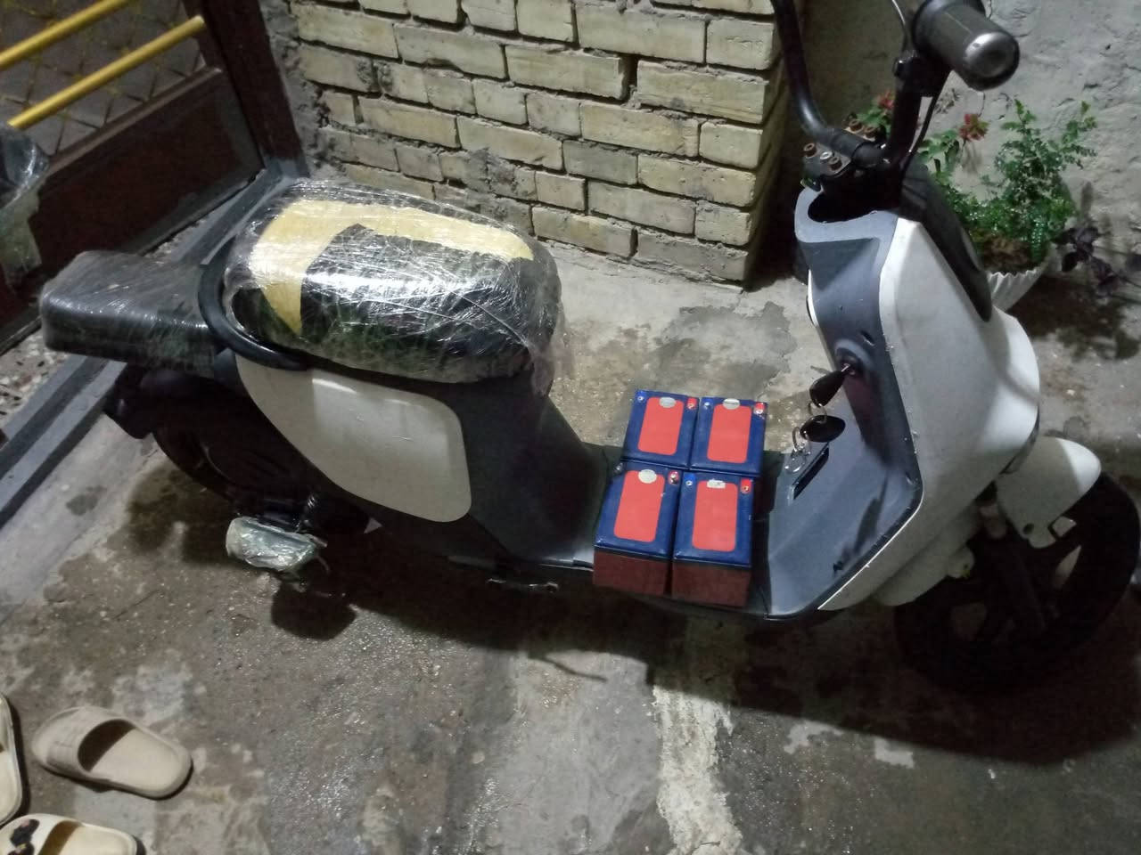 دراجه شحن للبيع حجم 14 عاطله بطاريات نظيفه قبل شهرين شاديهن السعر 100مكاني بغداد حي الجهاد


**إذا كنت صاحب هذا الإعلان وتريد حذفه لأي سبب، رجاءا أرسل رسالة إلى الدعم الفني**