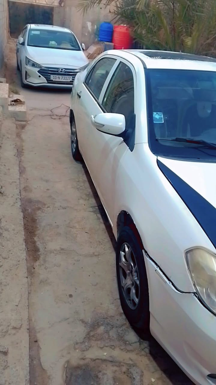 سلام عليكم سياره بي واي دي محرك كورلا ٢٠١٥ 
سياره باسمي سنويه جديده  ٢٠٢٨ وبيه ظربات بيه بيبان ثنين تبريد شغال كمبريسر جديد 
رقم الموبايل ***********
وتساب موجود
رايده ب 40 وبيه مجال البصرة, العراق
