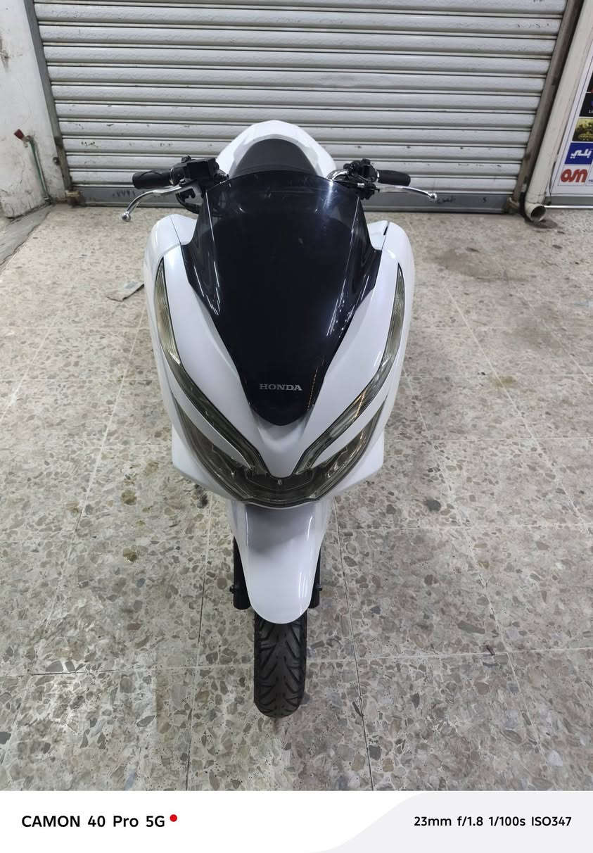 سلام عليكم درجة بي سي اكس جيل الثالث الون أبيض صدفي
مكينه اكلاجات كفاله عامه ماشيه 16الف حقيقي
جديدة مال جناي تايرات جدد حساس ازدحام شغال
بغداد حي النصر الاستفسار ***********
