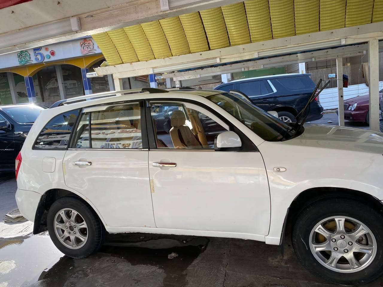 السلام عليكم. تيكو نضيفه. مديل 2013  ستخدام بيت السياره نضيفه لا دحجه لا طكه لا شي بديهه صافي كله رقمهه بصره تحويل ثاني يوم  سعرها 48وبيها مجال مكاني بصره البراضعيه رقمي***********
