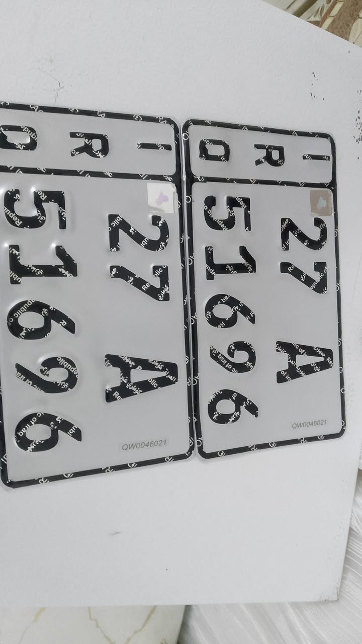 سلام عليكم اخــ.ـوان تبديل ارقام كية بســتة بريجو كية حمل جميع السيارات  ارقام من صدامي الي نكليزي شمالي جنوبي اي شي موجود من الاماني هم نكليزي بدون راعي توم ((((توووم)))) السيارات الادوات جميع السيارات اخون اقرة عدل بس سيارات حديدة موجود ترقيم من صدامي الي نكليزي تحياتي لجميع
للأتصال والاستفسار 
📞 
***********
