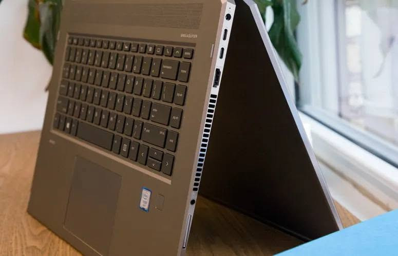 🔥 شاشة 4K لمس قلاب (x360) | كارت شاشة عملاق P1000 4GB 🔥
💻 HP ZBook Studio x360 G5 Workstation

⚜️ المواصفات:

🎮 كرت الشاشة: NVIDIA Quadro P1000 4GB

⚡ المعالج: Intel Core i7 الجيل الثامن (H Series)

🧠 الرام: 16GB DDR4

💾 التخزين: 512GB SSD

🖥️ الشاشة: 15 بوصة 4K UHD لمس قلاب (x360)

⌨️ الكيبورد: مضيء (Backlit)

🎁 الهدايا المجانية:

• حقيبة لابتوب

• شاحن أصلي

• ماوس

• ماوس باد

• تغليف احترافي داخل كرتونة

🛡️ الضمان والخدمات:

✔️ فحص الجهاز والتأكد من المواصفات والنظافة قبل الاستلام.

✔️ ضمان أسبوع كامل بعد الاستلام.

✔️ تنصيب ويندوز مع جميع التعاريف والبرامج الأساسية وOffice مجانًا.

🚚 التوصيل: إلى جميع محافظات العراق.

📍 العنوان: بغداد – الأمين الثانية

📞 للحجز والاستفسار: ***********

💰 السعر: 650,000 دينار عراقي

📸 ما متأكد من حالة اللابتوب؟

لا تشيل هم، إنت حدد الجزء اللي تريد تشوفه، وإحنا نصوره إلك بدقة قبل الشراء.

✅ الشاشة

✅ الكيبورد

✅ المنافذ (USB / HDMI وغيرها)

✅ الهيكل والزوايا

✅ البطارية

✅ أي جزء آخر تطلبه

إنت حدد... وإحنا نصورلك. لضمان راحتك وشفافية كاملة قبل الشراء. 🤝
