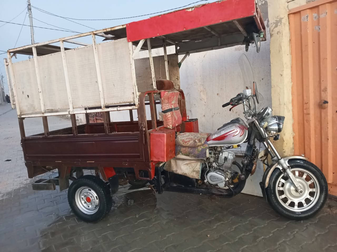 السلام عليكم ستوته البيع رقم وسنوية رقم اسود راعيه بشارع المعمل بنجف جان رقمه عندي وظاع مني مكفوله من اي شي محجر كهربائيات سلف كله شغال مكاني بنجف برظويه السعر واحد ومتين الاتصال على الرقم *********** اطيك سنويه وكاله اصلي وياهه
