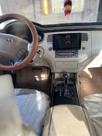 ازيره مديل 2009 خليجي رقم انبار فتحه كشن كهرباء  محرك 6سلندر گير ومكين...