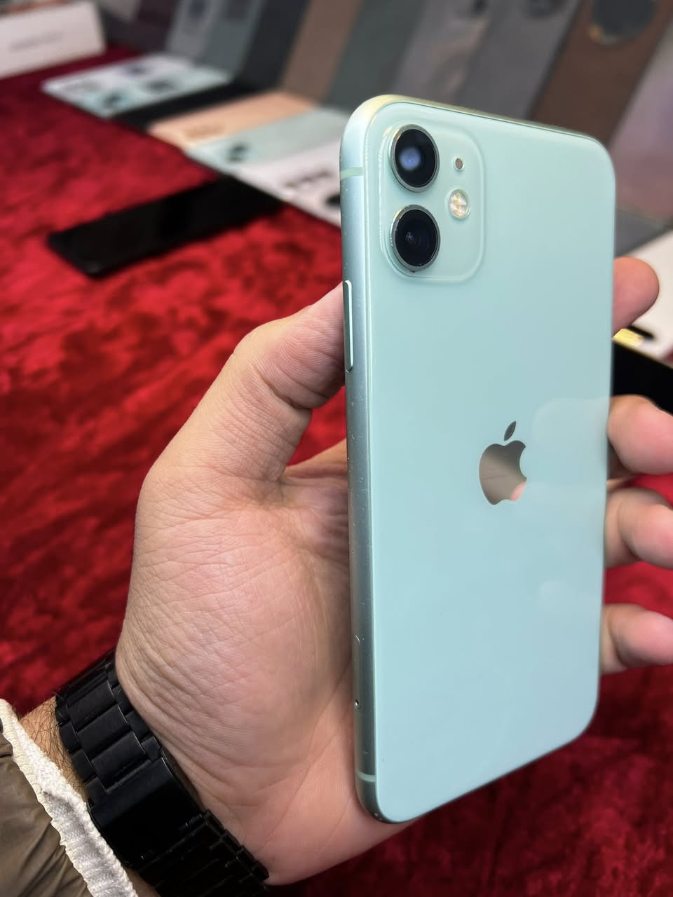 ايفون 11 كله شغال مابي اي مشكلة فول نظافة بطارية ٩١ ذاكرة١٢٨ سعرة 210 مجال قليل مكاني نجف
***********
