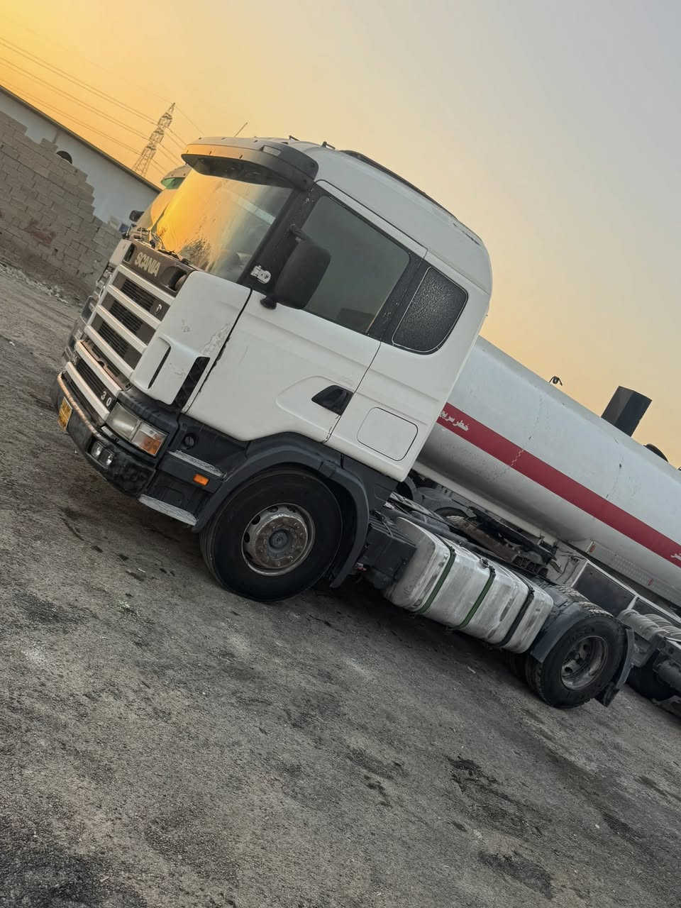 سكانيا ٢٠٠٤ للبيع. *********** مربوطه. فلات سليمانيه فقط راس
