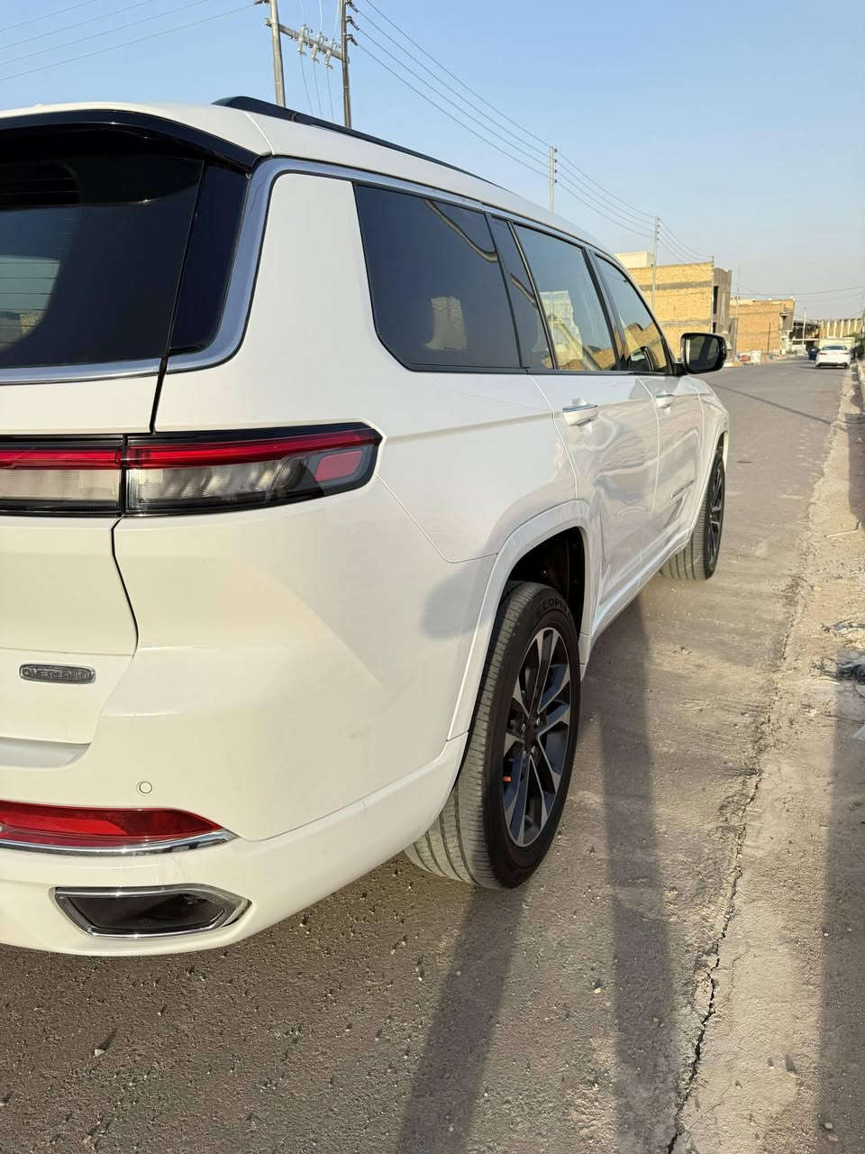 مكلف بالنشر 
جيب 2023 اوفر لاند فول مواصفات بنوراما كشنات جلد تدفئه تبريد حساسات اماميه وخلفيه وجانبيه سبعه راكب كشنات VIP منفصله  مري شفط جنطه كهرباء تشغيل عن بعد 6سلندر   تحكمات ستيرن  اشاره بل مري السياره رقم بغداد ماشيه55الف كيلو 
السعر
350ورقه
الاستفسار اكثر 
***********
