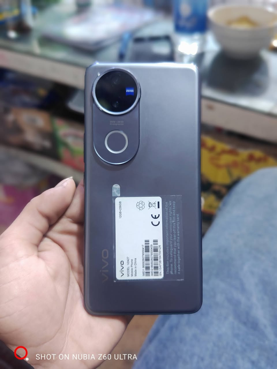 السلام عليكم
Vivo V50
الذاكرة 256
العشوائية 12+12
المعالج سناب دراغون 7 جين 3
استخدام قليل 
الجهاز نظيف 
السعر 425
المكان بغداد مدينة الصدر قطاع 55
***********
