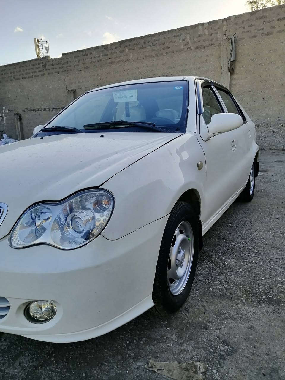 للبيع سي كي خصوصي 
رقم نينوى مسطرة 
بدون ضرر 
شرط المحرك والكير 
تبريد وتدفئه كلو شغال 
(شرط التحويل) 
السعر(58)$ وبيها مجال للشراي 
اخوان الي مو شراي لا يتصل رجاءا 
رقم الموبايل.           ***********
***********
