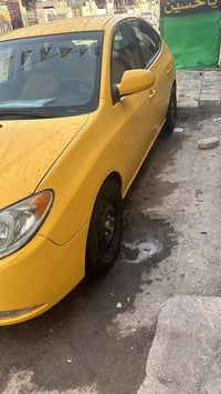 عندي النترا  مقدس2010  رقم انكليزي وارد امريكي للبيع السعر 75 07702649...