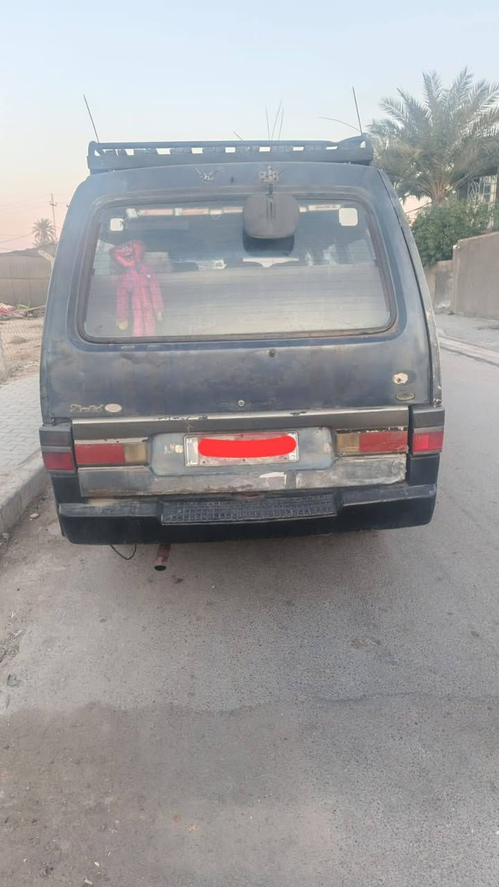 كيا بستا للبيع  موديل ١٩٩٤. عليها غرامات ٢٤٠ الف. 
سعرها ١٥

***********
***********
