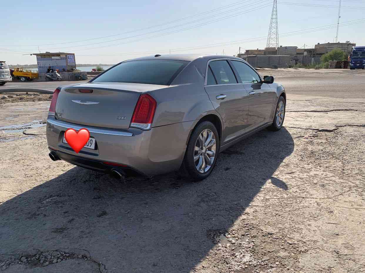 اوباما ..
للبيع فقط 14 محدث 19  
فول بنوراما كشنات حظن جلد تدفئه وتبريد 
بردة خلفيه 
+ كامرة خلفيه دوارة 
وبيه مواصفات هوااي معروفه 
شوف العين السياره جديده ومتوجه 
رقم ذي قار بسمي حلوه سيارة وجاهزة 
محرك كير تايرات وحداده خلفي وامامي 
تبريد ثلج حادث خفيف 
جاملغ ودعاميه وشبر من البنيد فور ويل ملغي تو ويل حالياً السعر 145 ماا بيه مجال 📍مكاني بصرة كرنه  
***********
