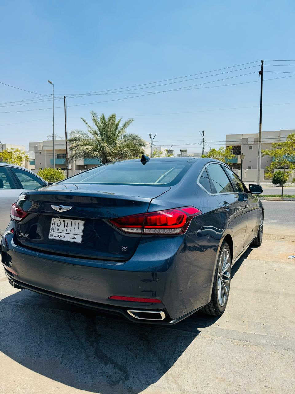 جينيسس 2016-G80 – فئة بريستيج (Prestige)
⚙️ المواصفات:             
المحرك (V6) بسعة 3.8 لتر يولد قوة 311 حصان
 تو ويل
 1. شاشة معلومات ملونه مقاس 7 بوصه وسط العدادات التقليدية+ شاشة معلومات وترفيه مقاس 8 بوصة تدعم ملاحة وابل كار بلي واندرويد أوتو
 2. المقاعد جلد فاخر (نابا)
 3. كشنات أمامية كهربائية (12 وضعية)+ تبريد وتدفئة 
 4. رادار أمامي، خلفي، وجانبي نقطة العمياء
 5. تحديد مسار + تنبيه الخروج عن المسار
 6. علامة ترحيب (شعار جينيسس) عند الاقتراب
 7. حساسات أمامية وخلفية 360 درجه
 8. مرايا تعتيم ذاتي + قلاب + هيتر + شعار جينيسس
 9. زجاج دبل عازل
 10. لايت LED نهاري وليلي + عدسات زينون عالي/واطي أوتو
 11. خاصية الصعود المريح (الكشن يرجع للخلف مع الستيرن عند النزول )
 12. خفض صوت التبريد والصوت تلقائياً أثناء الاتصال
 13. نظام صوتي Lexicon بـ 17 سماعة
 14. فتح صندوق  تلقائي عند الاقتراب
 15. 4 وضعيات قيادة: عادي – إيكو – سبورت -ثلوج
 16. ستيرن كهرباء 
 17. كير  8 نمر
 18. شفتات ستيرن
 19. بانوراما كامل
 20. خزن ميموري لوضعيات الكشن
 21. سايد بريك بصمة
‏ 22. Auto Hold
 23. بردة خلفية كهربائية تنزل عند الرجوع للخلف + جوانب 2 خلفيات
 24. تبريد 3 مناخات منفصل
 25. جام أوتو (4 جام)
 26. تدفئه بالستيرن + اهتزاز بالستيرن
 27. مانع تصادم+ قياده ذاتيه+ مثبت سرعة ذكي يحافظ على المسافه بينك وبين السيارة الامامية
 28. بانوراما ثلاث وضعيات
 29.ترحيب عند الاقتراب وبصمة ابواب وصندوق ذكي —————— للأستفسار***********
    🚫  رقم بغداد 🇮🇶السعر158
