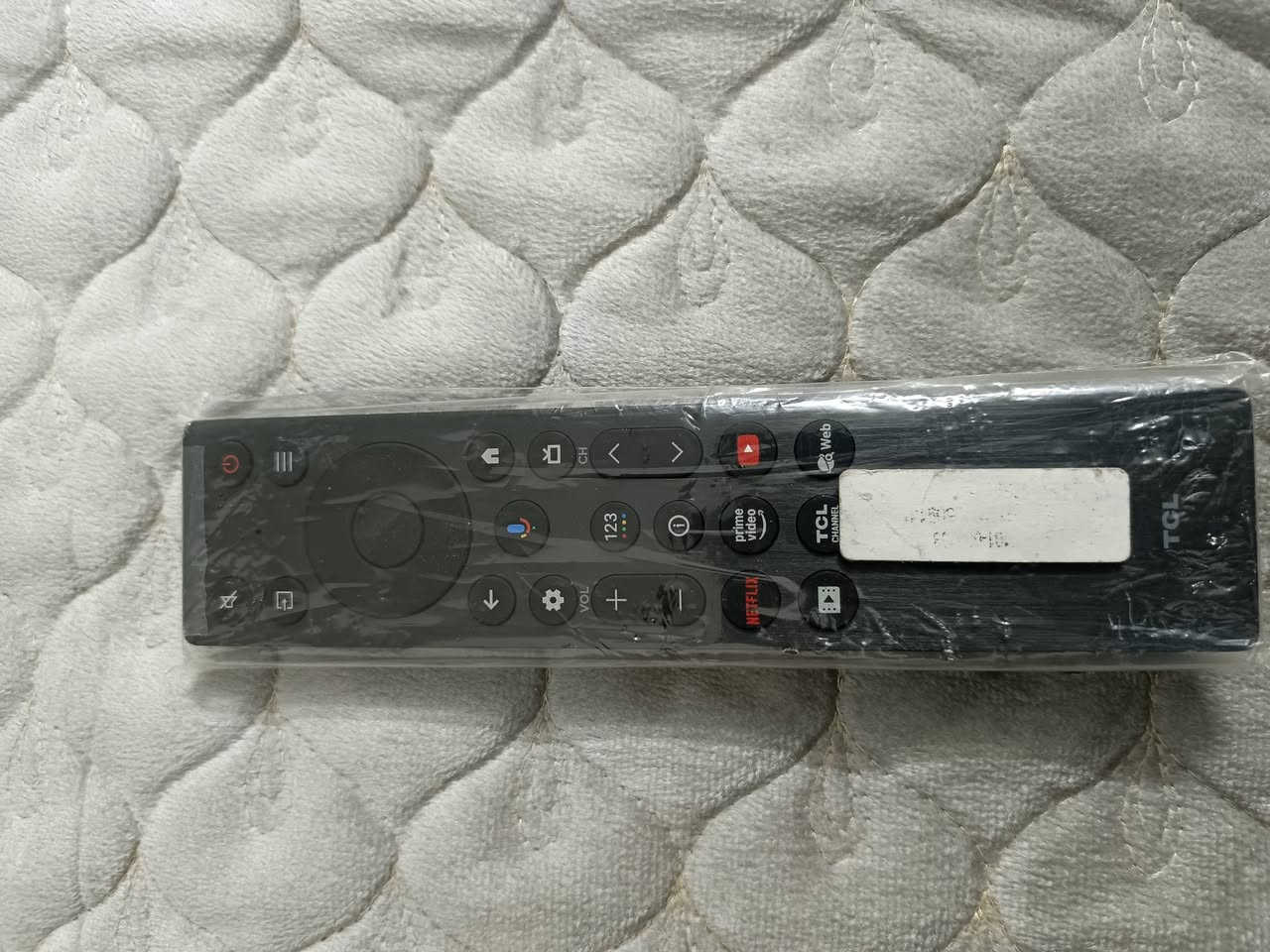 للبيع شاشة TCL حجم 50 فول مواصفات من كلشي 4K حقيقي ريمون ناطق صار 4 ايام من اخذتها بعدها بالكارتون وبلواصقها بس حتاجيت ب 600 اخذتها
بغداد الحرية السلام شارع 20


**إذا كنت صاحب هذا الإعلان وتريد حذفه لأي سبب، رجاءا أرسل رسالة إلى الدعم الفني**